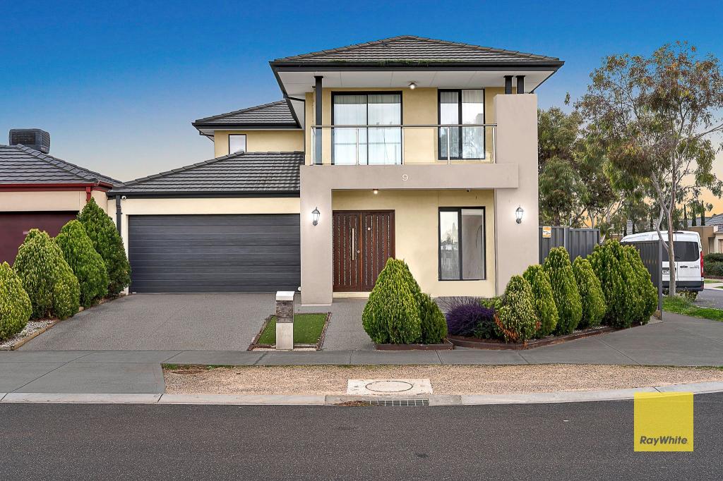 9 TALLINGA ST, TARNEIT, VIC 3029