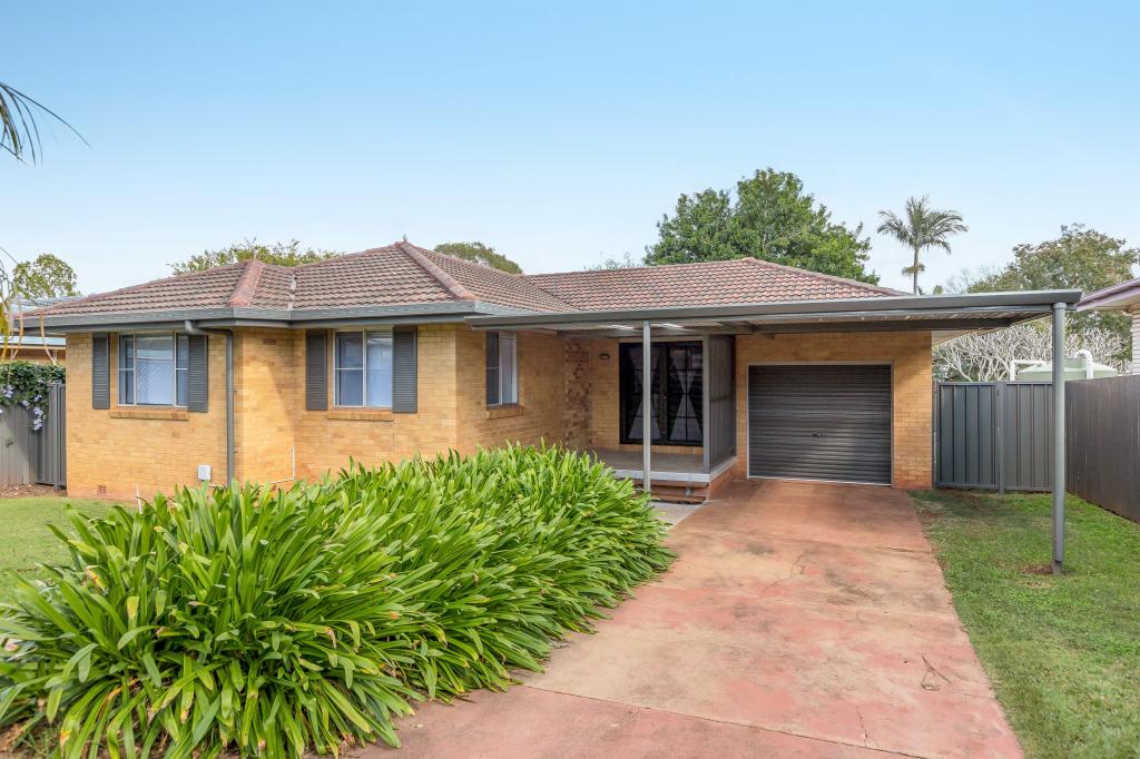 3 Milton St, Kearneys Spring, QLD 4350