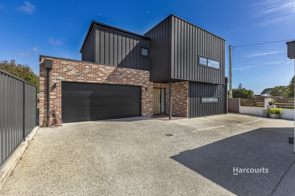 2/4 Arnold St, Penguin, TAS 7316
