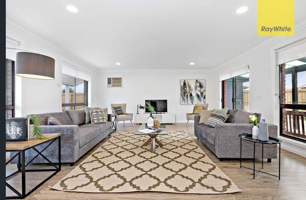 18 Kamil St, Melton South, VIC 3338