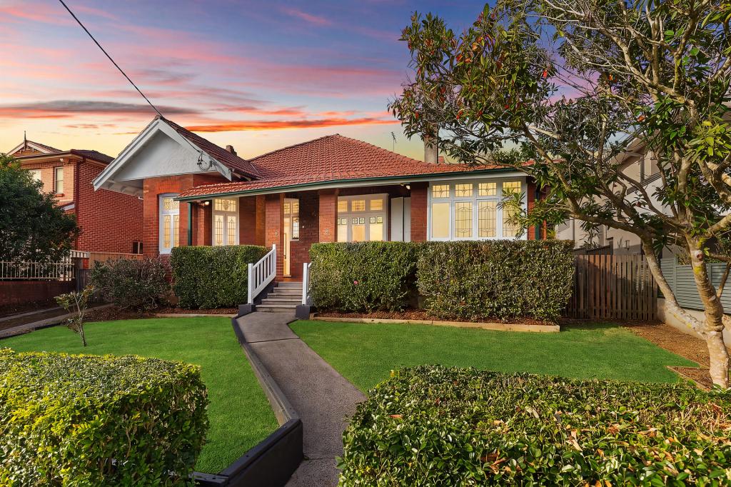 8 Waratah St, Roseville, NSW 2069