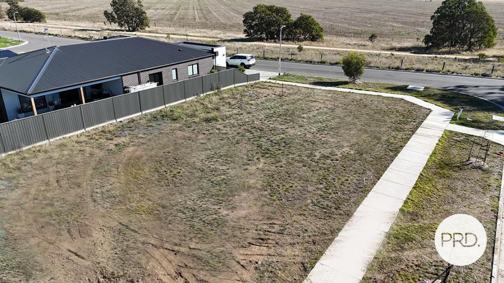 70 THURLING PDE, LUCAS, VIC 3350