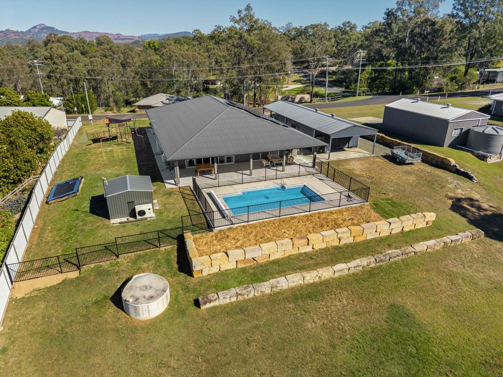 147-149 Campbell Dr, Kooralbyn, QLD 4285