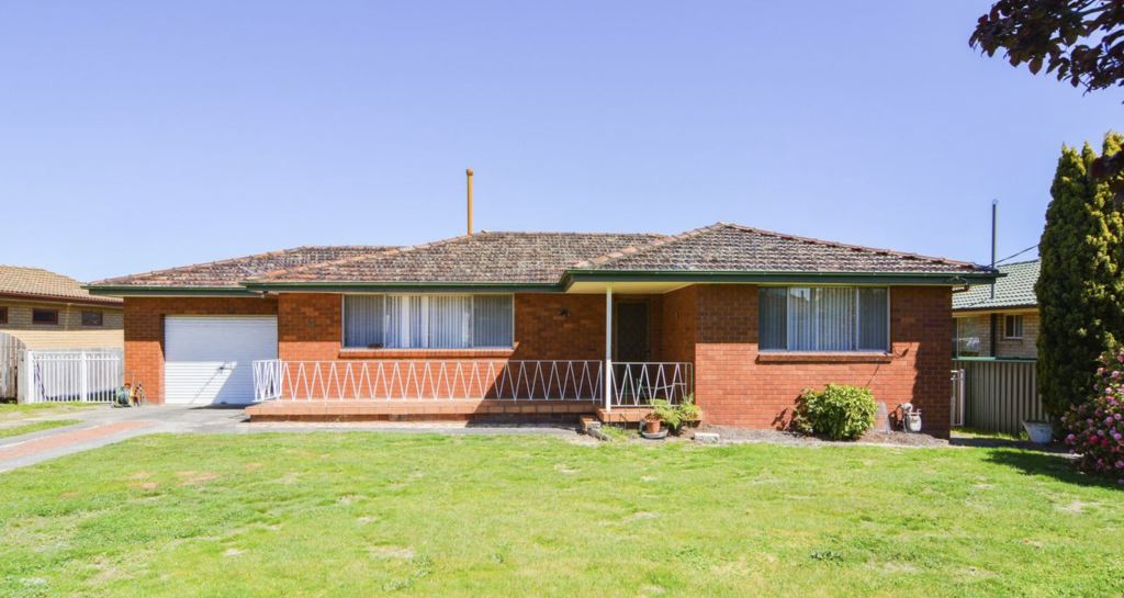 4 Rifle Pde, Lithgow, NSW 2790