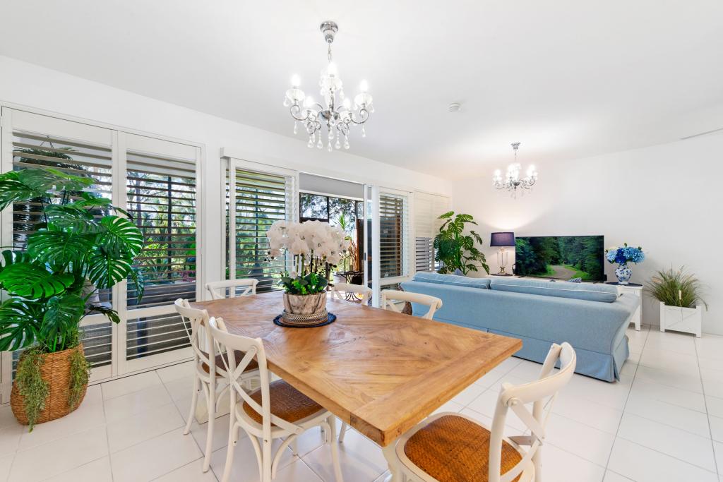 5111 St Andrews Tce, Hope Island, QLD 4212