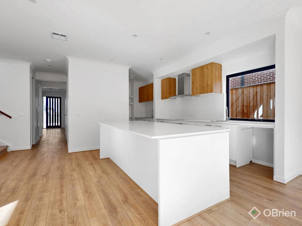 39 Hedgevale Dr, Officer, VIC 3809