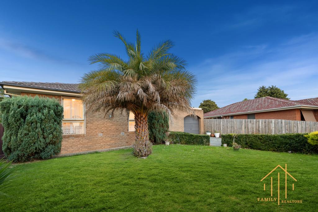 11 Stephens Cl, Endeavour Hills, VIC 3802