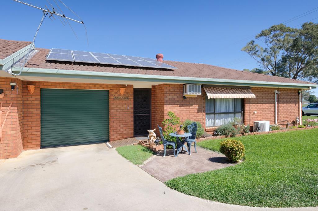 1/220 HUME ST, COROWA, NSW 2646