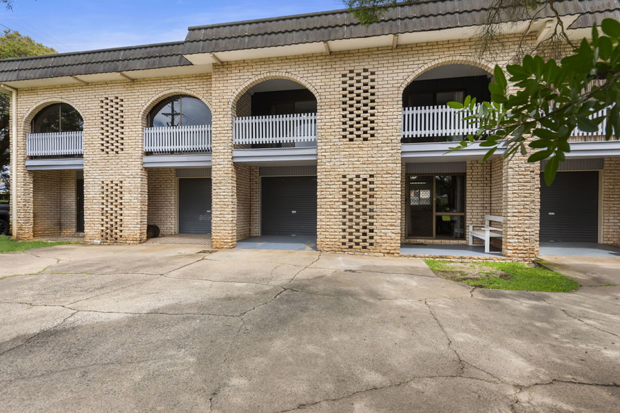 2/329a Alderley St, South Toowoomba, QLD 4350