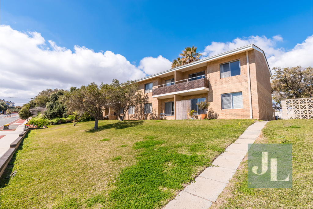 13/15 Pearl Pde, Scarborough, WA 6019