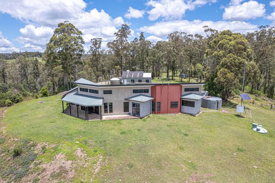 311 Brennan Rd, Redbank Creek, QLD 4312