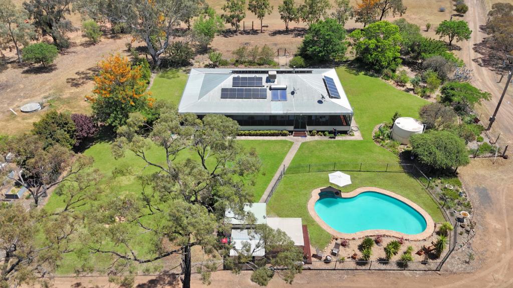 121 TUPPIARI RD, JACKS CREEK, NSW 2390