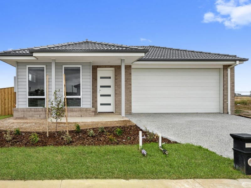 2 Streeton Drive, Mount Duneed, VIC 3217 House for rent OnTheHouse