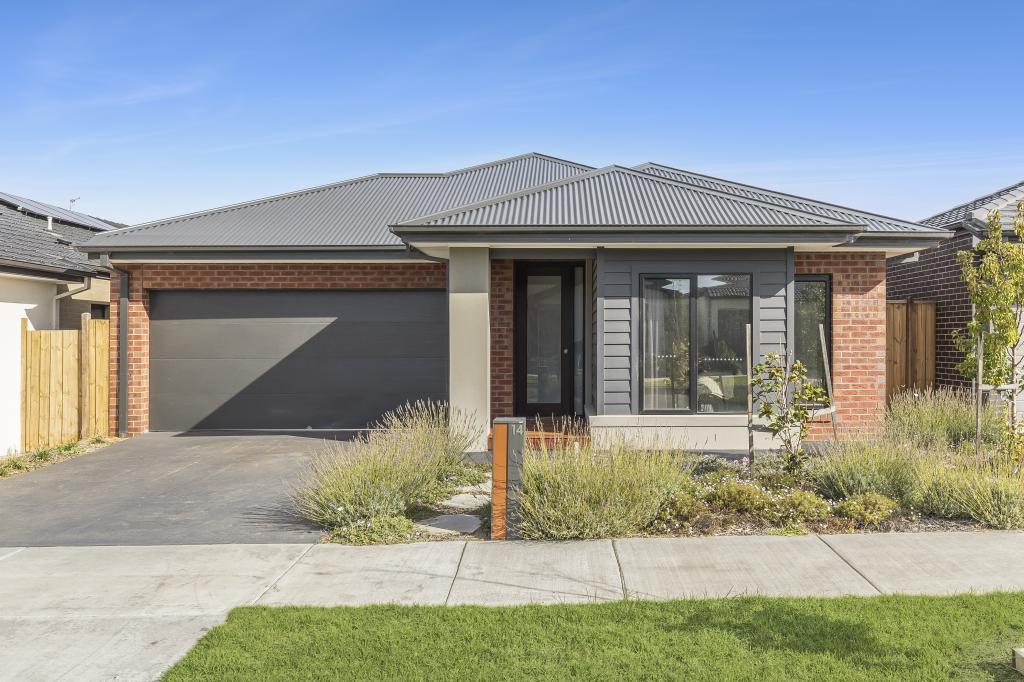 14 UNGUD WAY, ARMSTRONG CREEK, VIC 3217