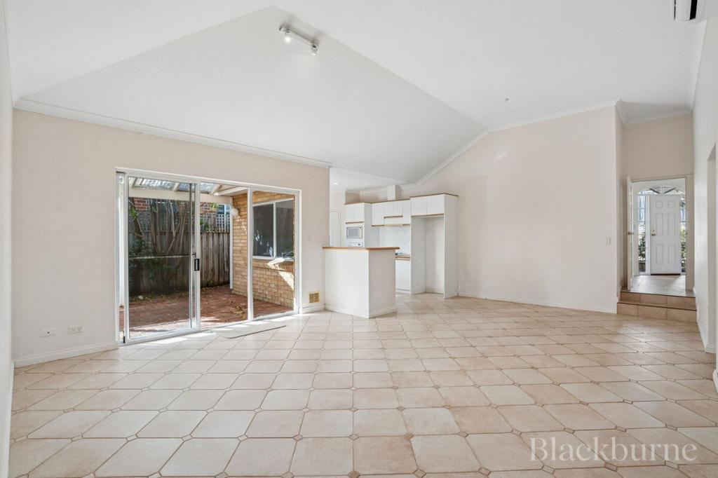 5 Traylen Gr, Mount Claremont, WA 6010
