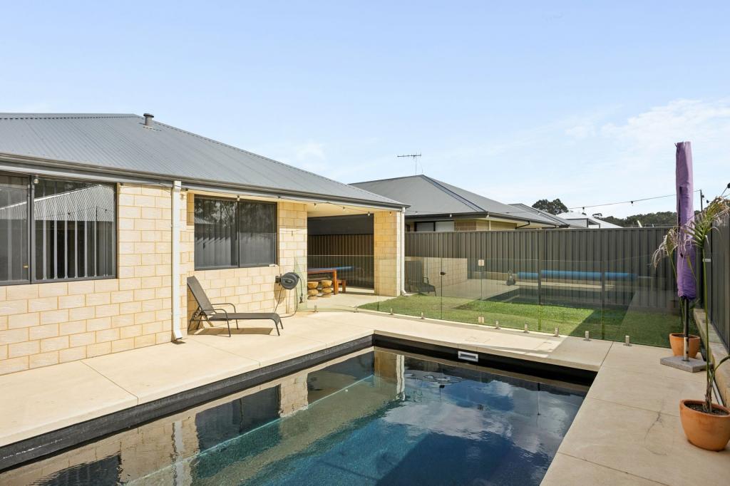 32 Tolmer St, Henley Brook, WA 6055