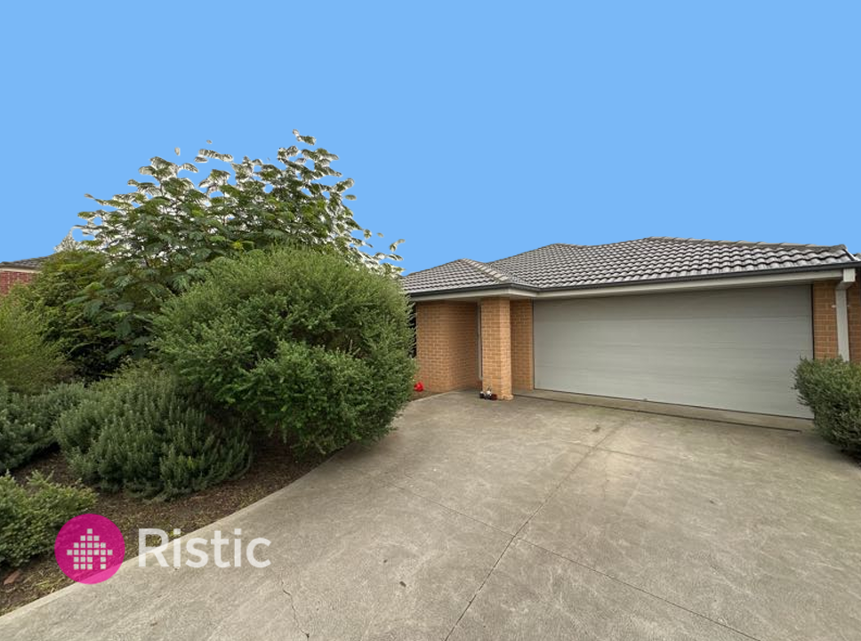 19 FERLIE PL, DOREEN, VIC 3754