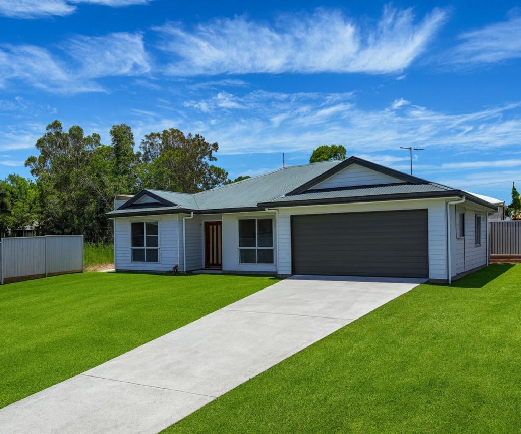 37 TENANNE ST, RUSSELL ISLAND, QLD 4184