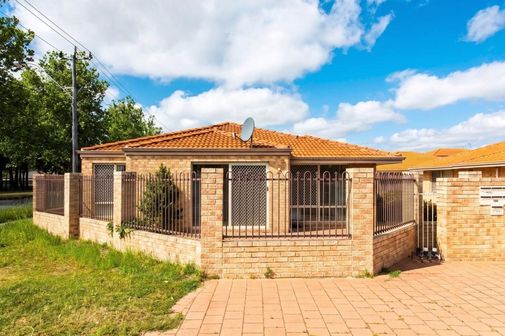 1/1-3 Hannans St, Morley, WA 6062