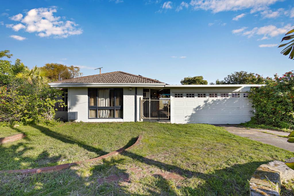 6 Chataway Rd, Girrawheen, WA 6064