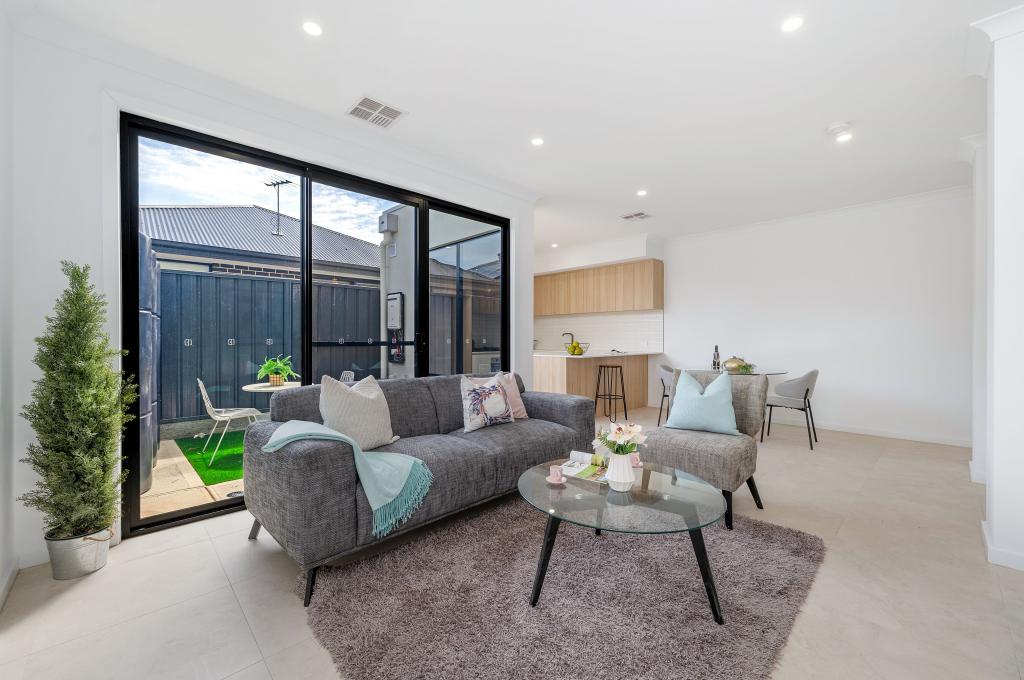 3/18 & 4 Dauntless St, Hillcrest, SA 5086