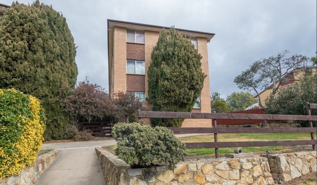 24/67 DERRIMA RD, QUEANBEYAN, NSW 2620