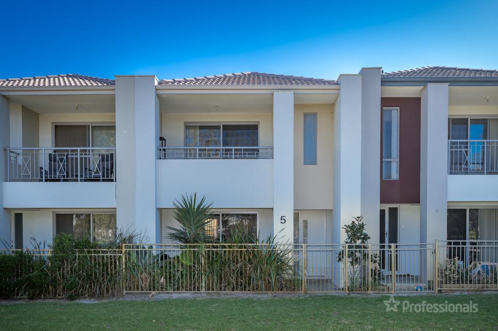 5/22 Scrubwren Cct, Alkimos, WA 6038