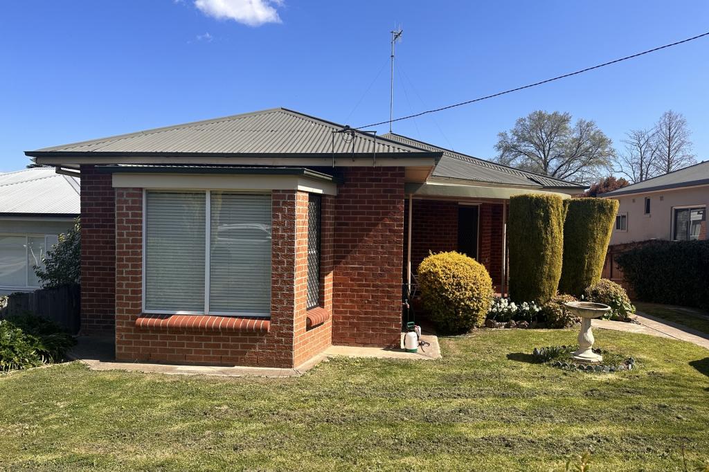 290 Piper St, Bathurst, NSW 2795