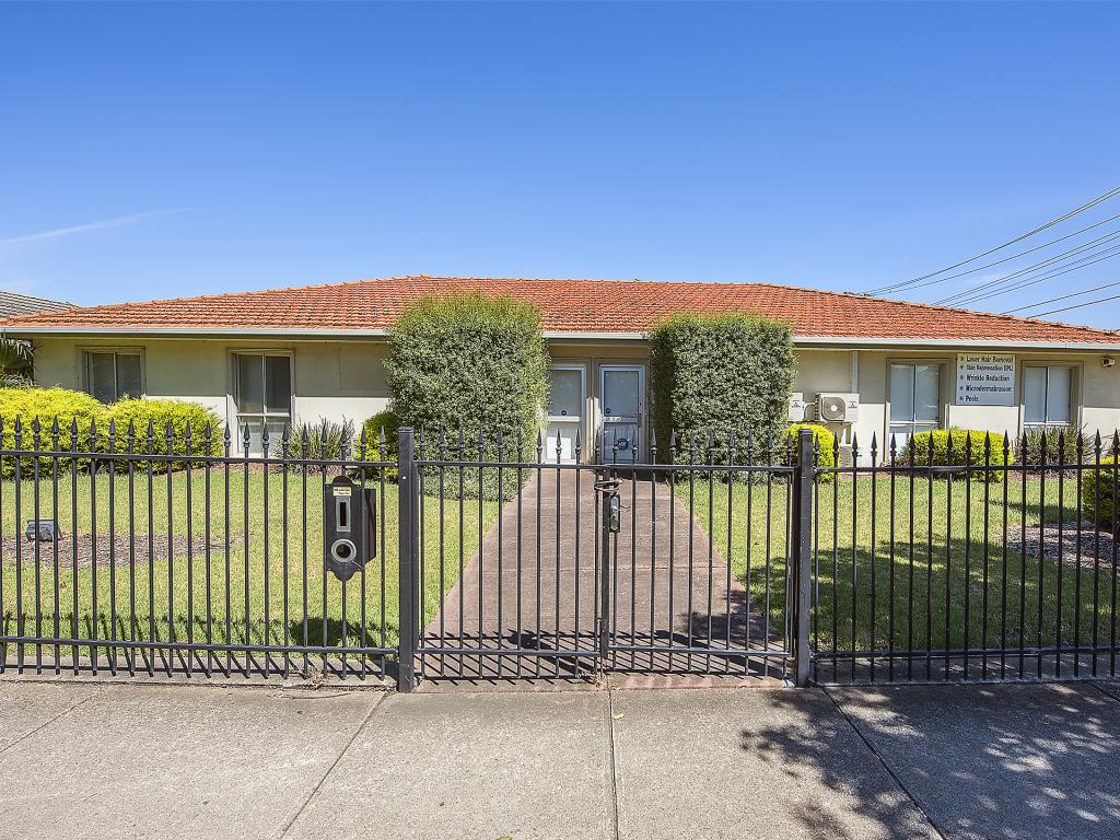 317-319 HIGH ST, THOMASTOWN, VIC 3074