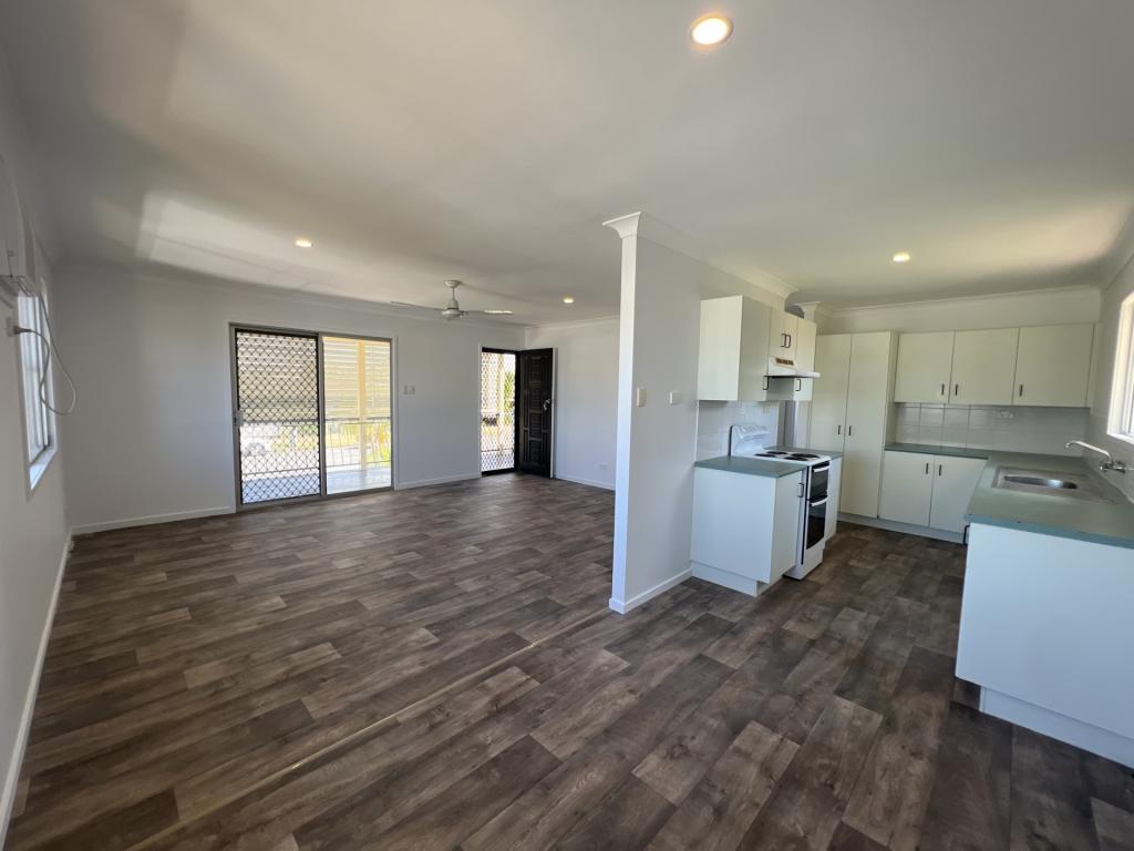 242 Richardson Rd, Park Avenue, QLD 4701