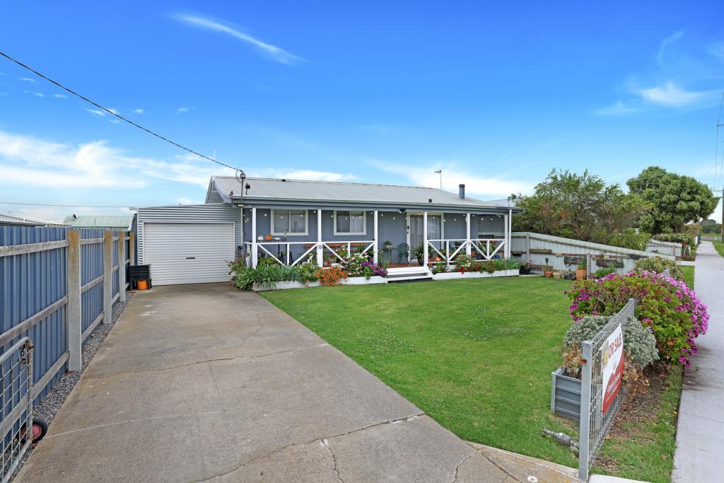 49 Main Rd, Seaspray, VIC 3851