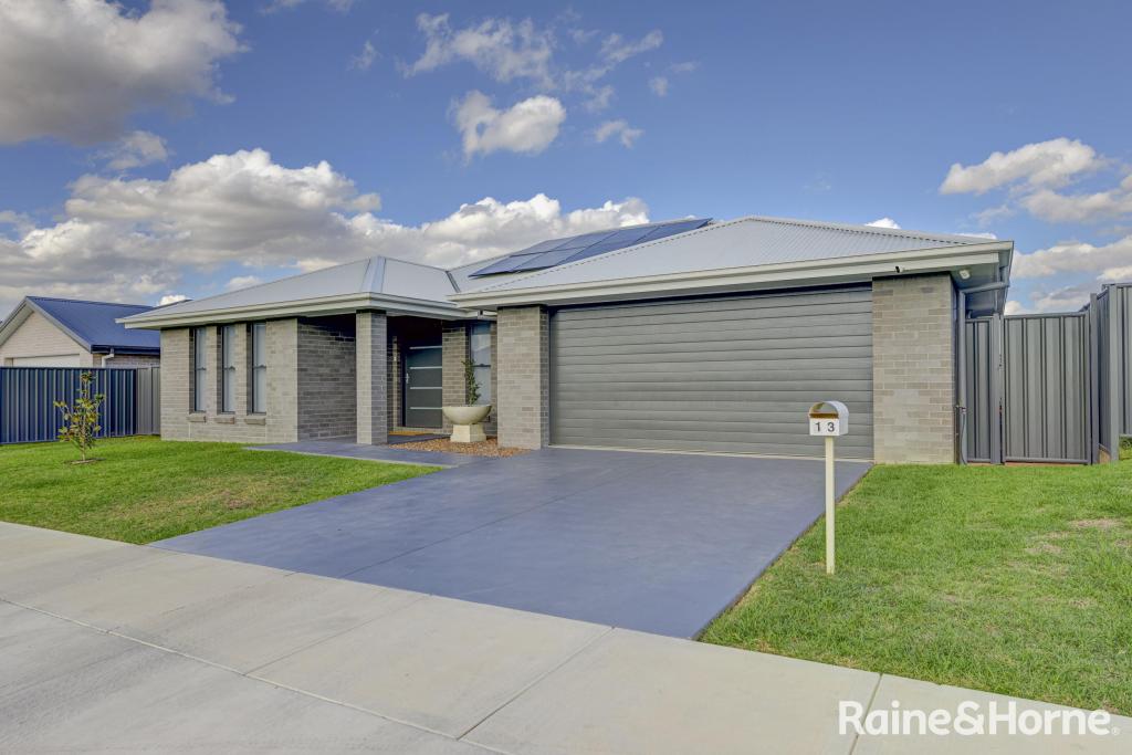13 Charolais Dr, Calala, NSW 2340
