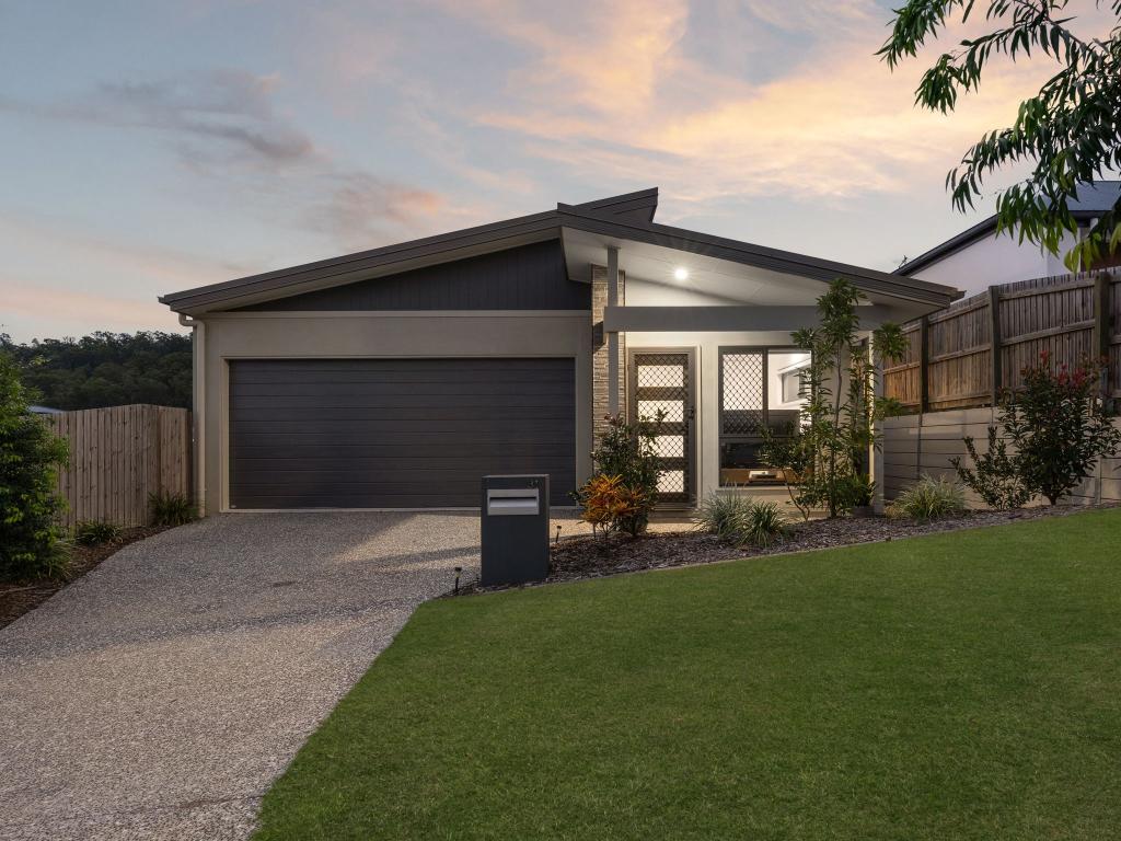 31 BETHANGA WAY, SPRING MOUNTAIN, QLD 4300