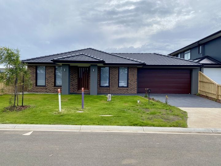 75 Pembrey Loop, Cowes, VIC 3922