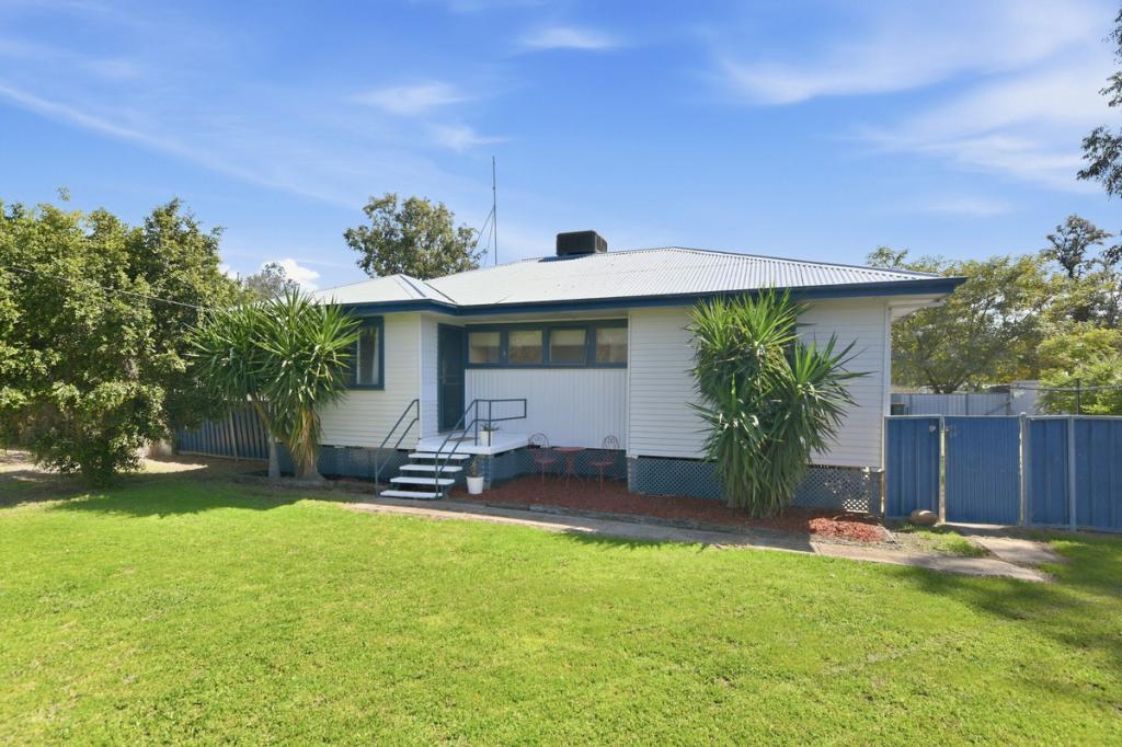 2 John Gray Ave, Wee Waa, NSW 2388