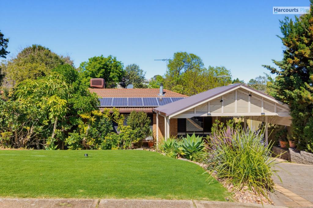 3 Karoola Ct, Hallett Cove, SA 5158