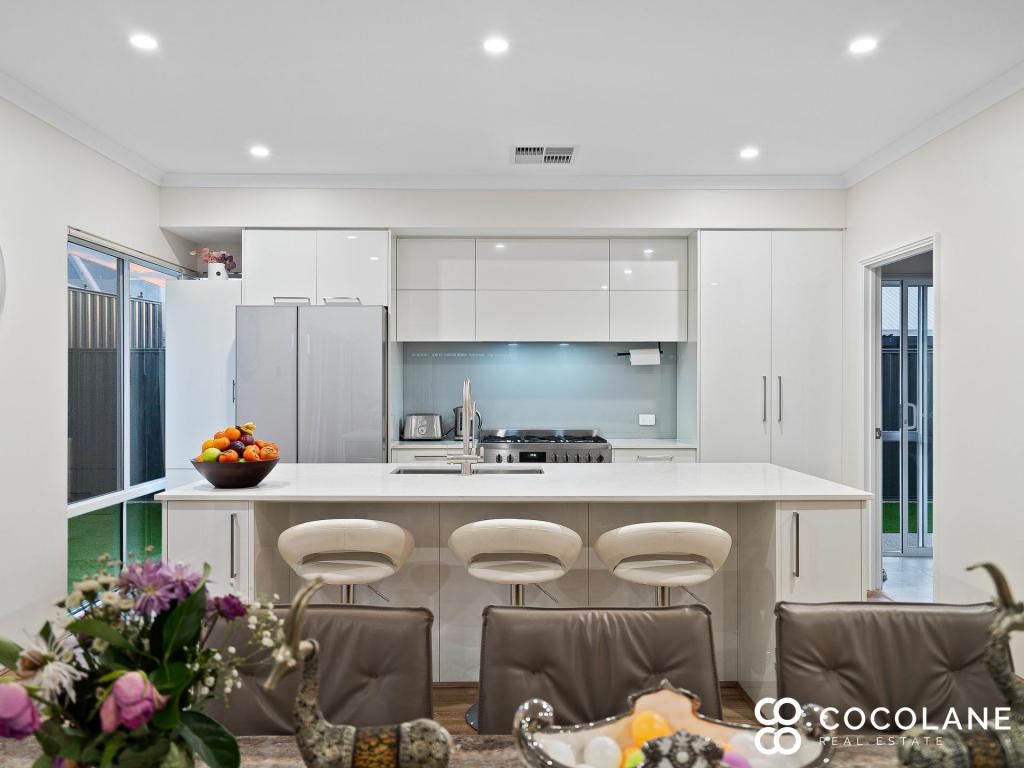 15 Clemente Rd, Madora Bay, WA 6210