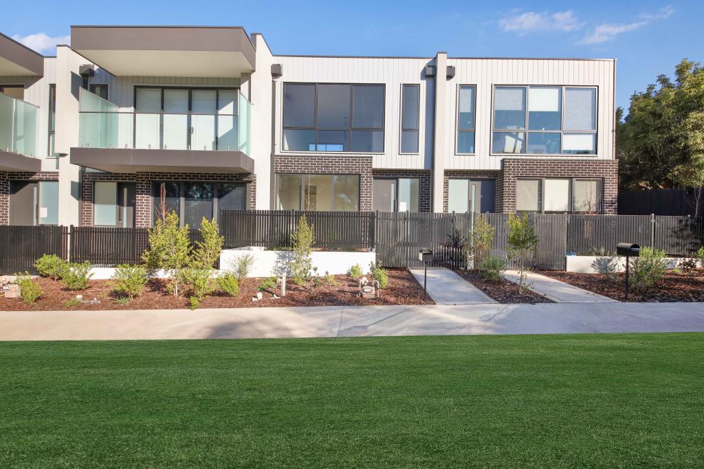 50 Station Lake Rd, Lara, VIC 3212