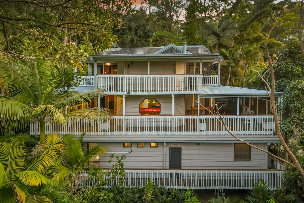 11 Solander Rd, Avoca Beach, NSW 2251