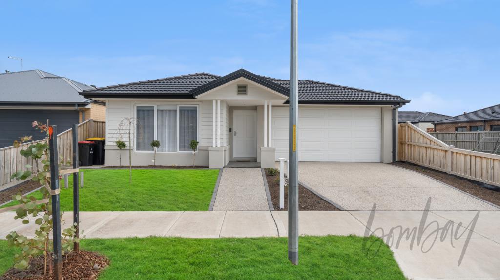 17 ECHIDNA DR, BEVERIDGE, VIC 3753