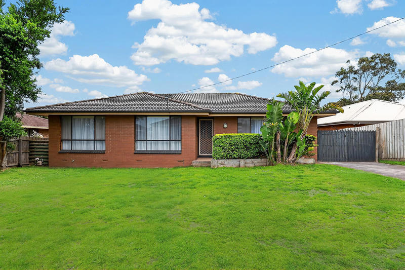 135 ROONEYS RD, WARRNAMBOOL, VIC 3280