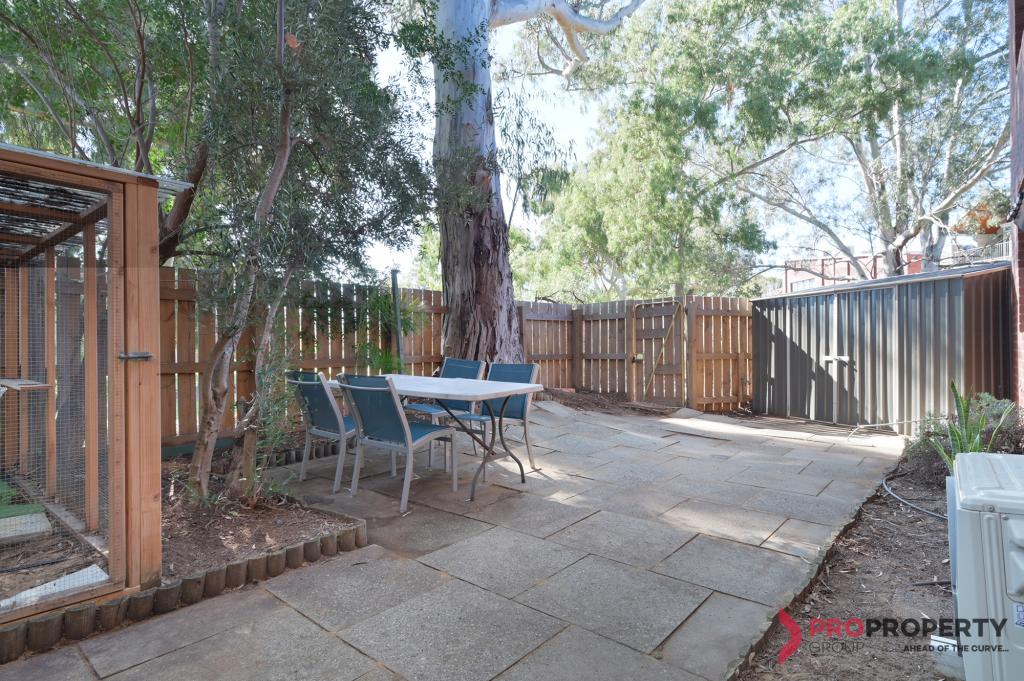 15/2 Bennelong Pl, Leederville, WA 6007