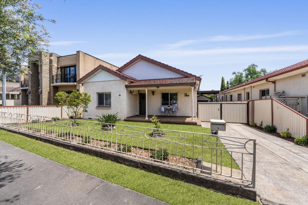 5 Salisbury Rd, Guildford, NSW 2161