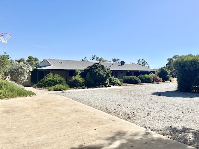45 Great Southern Hwy, Beverley, WA 6304