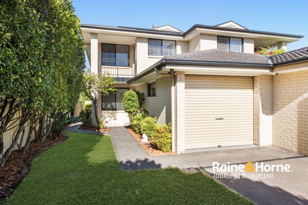 2A ROW ST, WYONGAH, NSW 2259