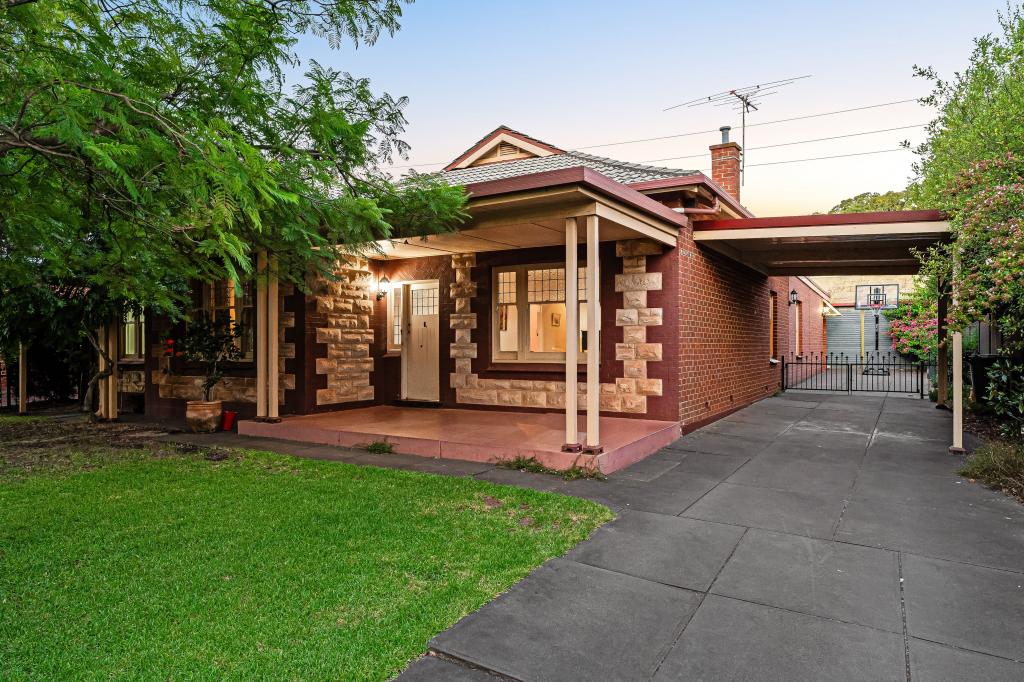 19 LINCOLN AVE, COLONEL LIGHT GARDENS, SA 5041