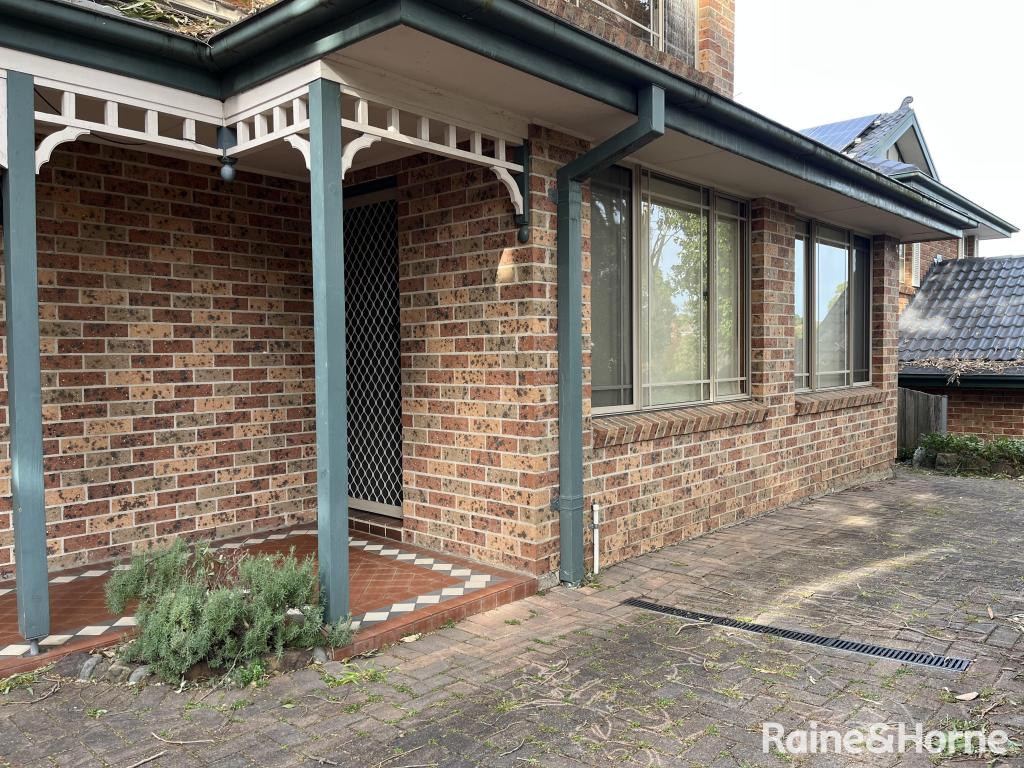 2/61 Kings Rd, Castle Hill, NSW 2154