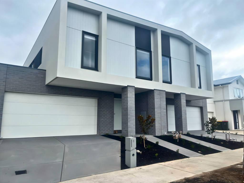 8 Madron Way, Werribee, VIC 3030