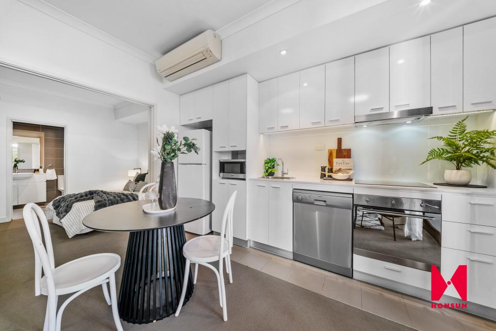 2/9 SALVADO RD, SUBIACO, WA 6008