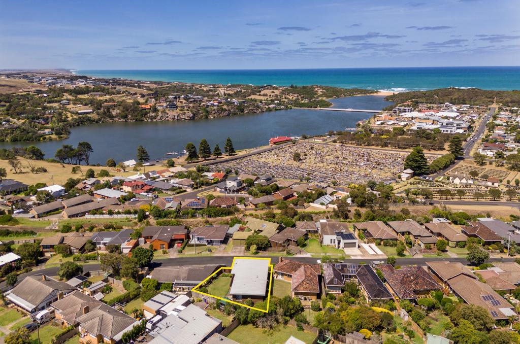 19 MAXWELL GR, WARRNAMBOOL, VIC 3280